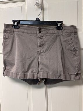 Sonoma Taupe cuff-hem Shorts size 12